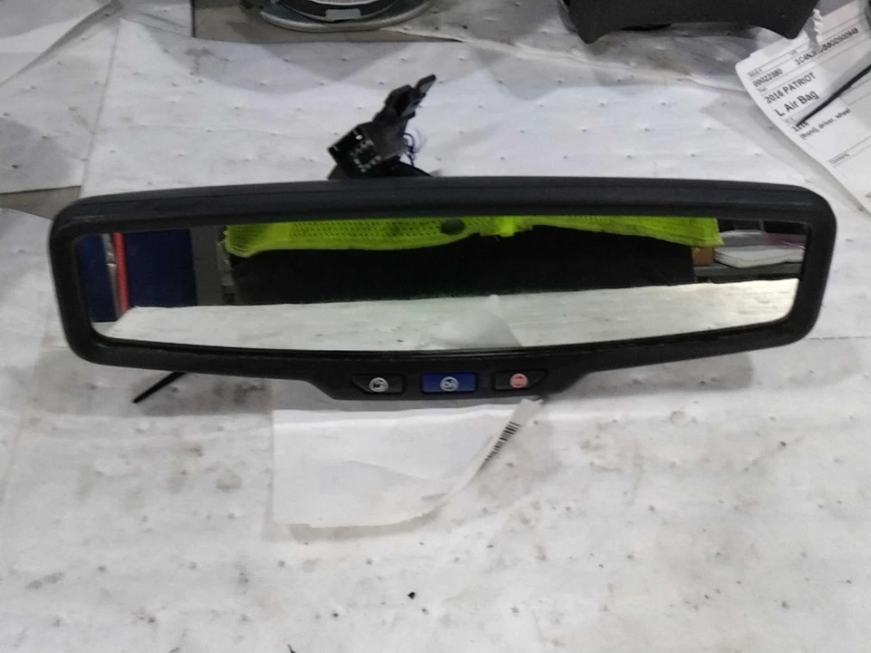 2015 GMC Sierra 1500 Black Interior Rear View Mirror OEM 13540312 Used - Изображение 2 из 3