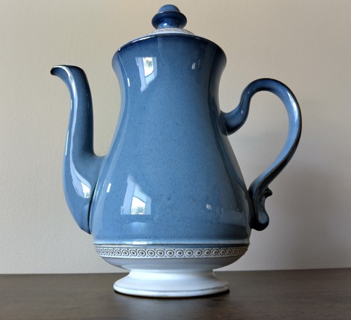 Denby Langley Castile Blue Coffee Pot – 5 Cup - Picture 2 of 10