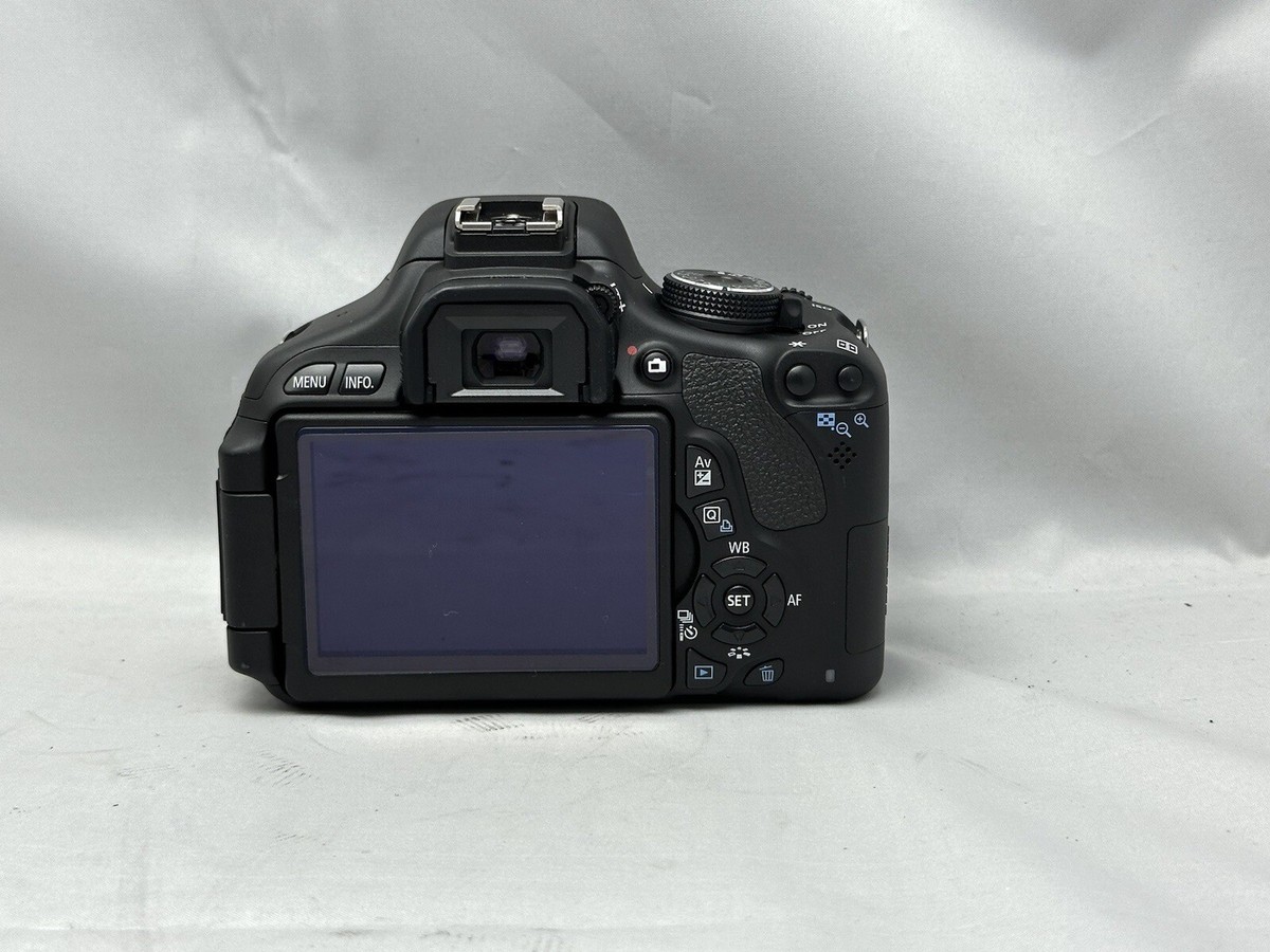 MINT】Canon EOS 600D / T3i Kiss X5 Beautiful Condition. From Japan