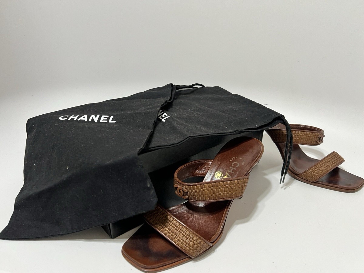 Vtg Chanel Brown Raffia CC Logo Sandal Heels 35 | eBay