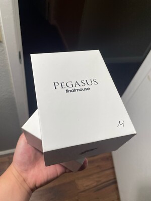マウス・トラックボール Finalmouse Starlight-12 Pegasus Medium Finalmouse Starlight-12 Medium Review - RTINGS.com