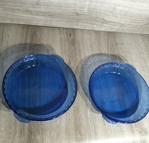 blue pyrex pie dish