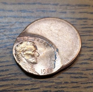 1988 Lincoln Memorial Cent 1c 50% Off Center Mint Error Penny UNCIRCULATED
