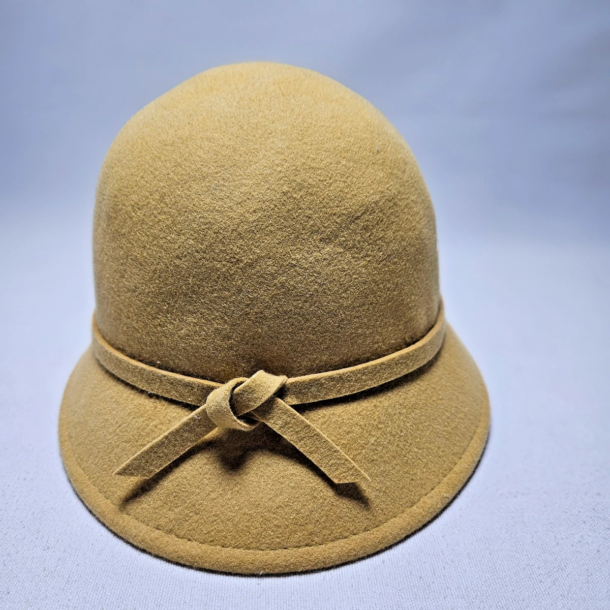 Pre Owned Eugenia Kim Harlowe Elegant Navy Hat with Gold Chain Accent Harlowe Wool Felt Fedora – Eugenia Kim main image 2