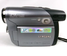 Samsung SC-DC173U DVD Camera Recorder For Parts No Battery Untested