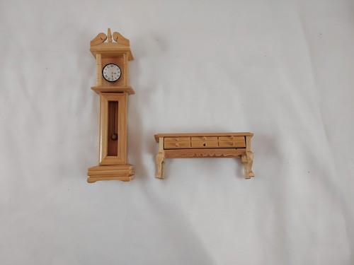Dollhouse Grandfather Clock, Coffee Tables, Dresser, 2 Side Tables 1:12 Scale - Picture 9 of 12