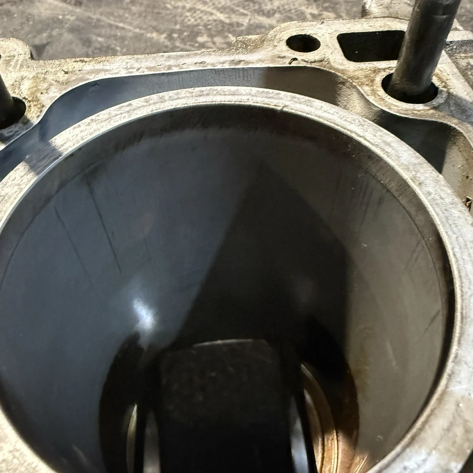 85-91 Porsche 944 951 Turbo Motor Bloque Desnudo y Tapas Principales Faja Foto 2 de 4