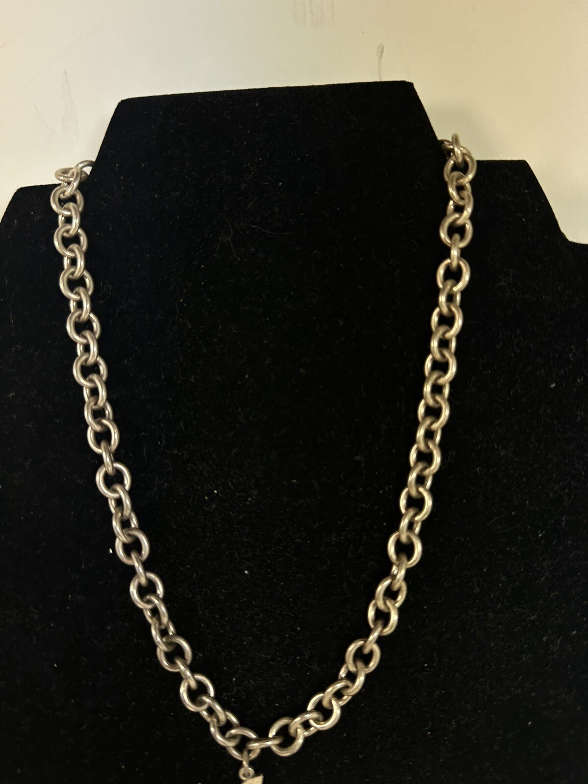 Large James Avery Round Circle Necklace Gem