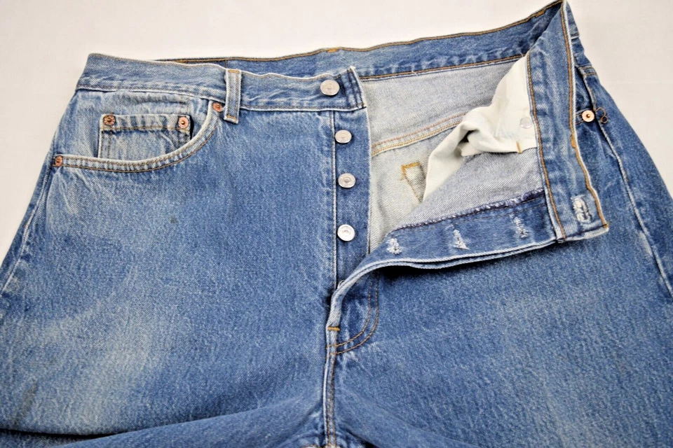 Vintage Levi's 501 Button Fly Jeans 36 x 31 90s Blue Soft Fade Made USA - Image 3 of 4