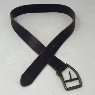 Streets Ahead Leather belt with slanted buckle Made in Italy 