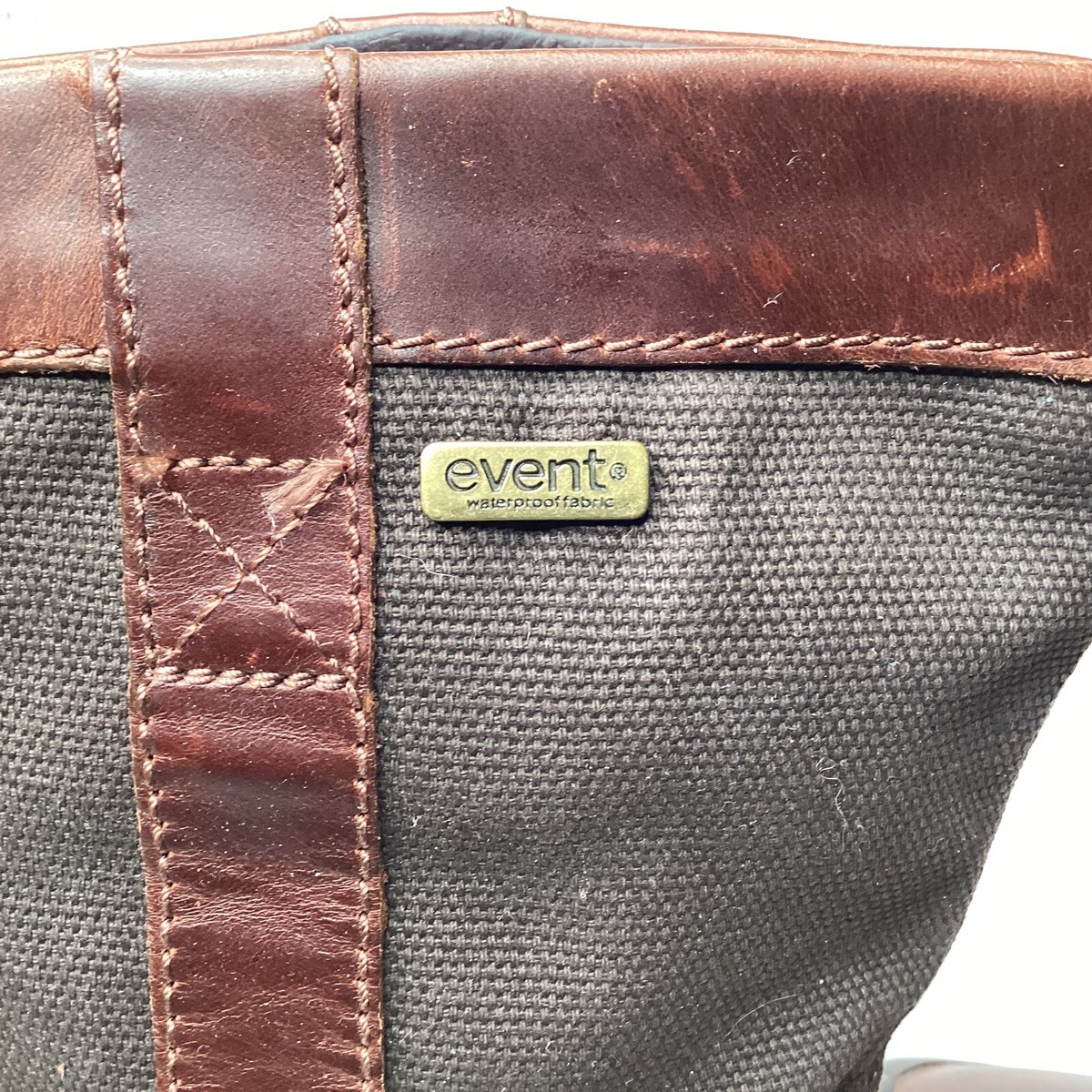 UGG CHE Corbitt Pull On Weatherproof Event Boot Size 7 Brown  display picture 2