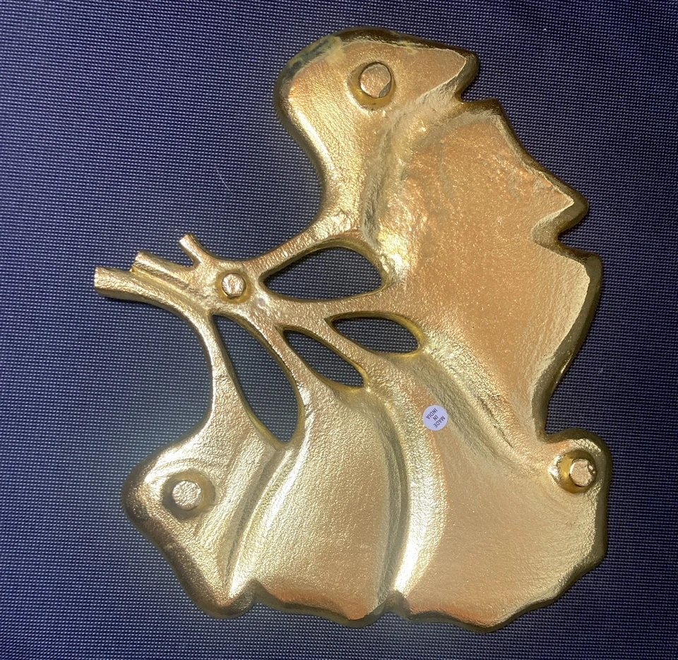 经典触感中号 11.75 金叶片部分小吃金属托盘全新全新带盒 — 第 4/4 张图片