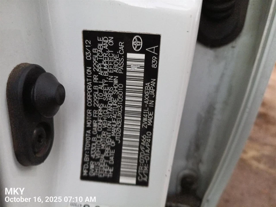 RIGHT FRONT SEAT BELT 7321047090B3 2012-2014 TOYOTA PRIUS - Imagem 2 de 4