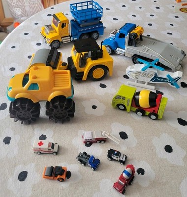 Driven by Battat Lot of Cars Trucks Vehicle Lot