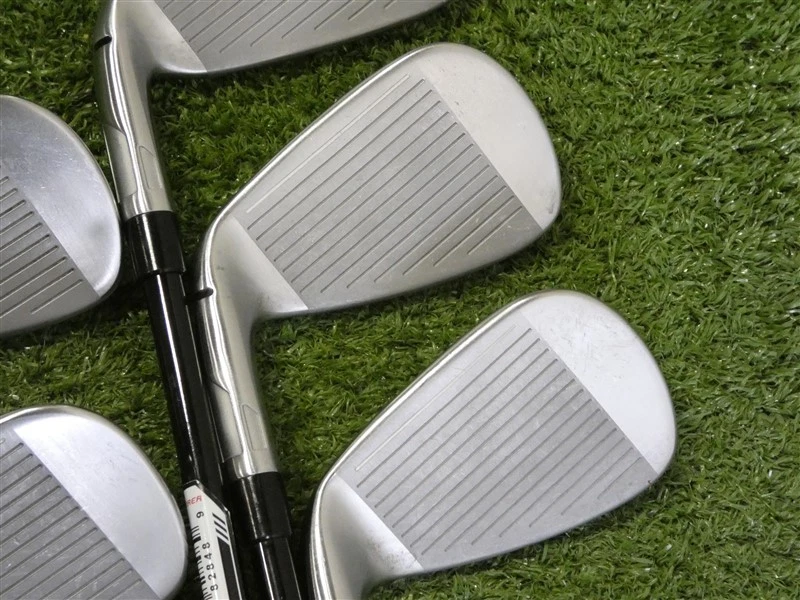 TaylorMade Qi Irons 7-P & A Ventus TR Blue 6 Regular Graphite Excellent - Image 4 of 4