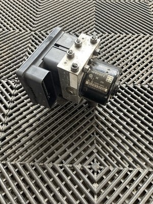 VW Golf 5 Audi A3 8P ABS ESP Steuergerät System Block 1K0614517C