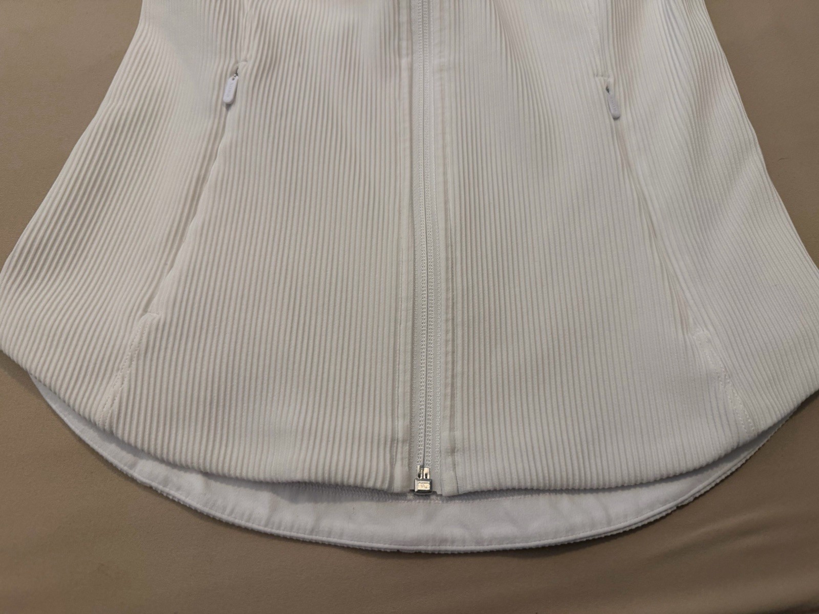 Athleta White Ribbed Zip Jacket Active Thumbholes… - image 6