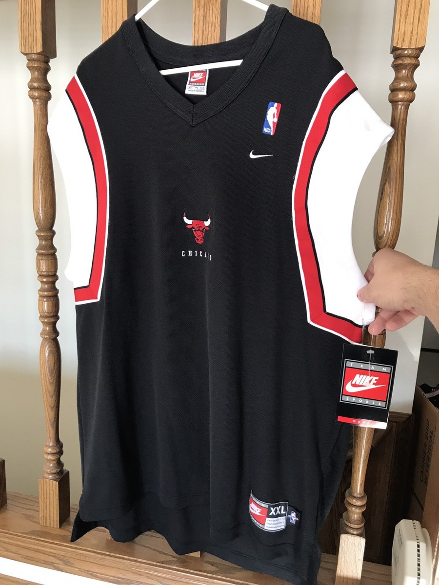 NIKE CHICAGO BULLS Sleeveless Shooting shirt XXL NEW 1998
