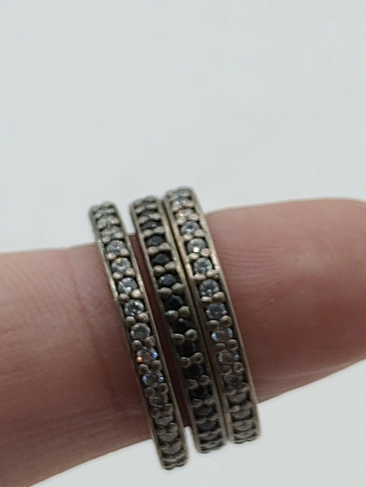 PANDORA 925 Steerling 银色 3 戒指套装 尺寸 7.5 Onyx 和 CZ — 第 2/4 张图片