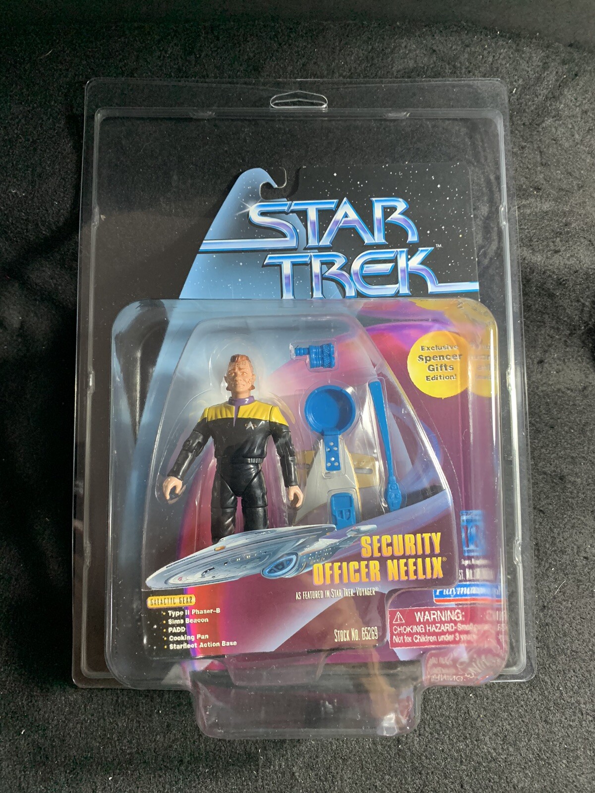 Star Trek Voyager Security Neelix. RARE EXCLUSIVE w/ CASE