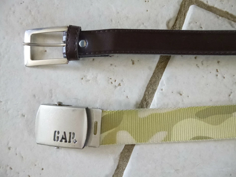 2 CEINTURES " GAP " D ADO TAILLE REGLABLE 6 A 12 ANS / DONT 1 NEUVE !!!!!  - Photo 3/3