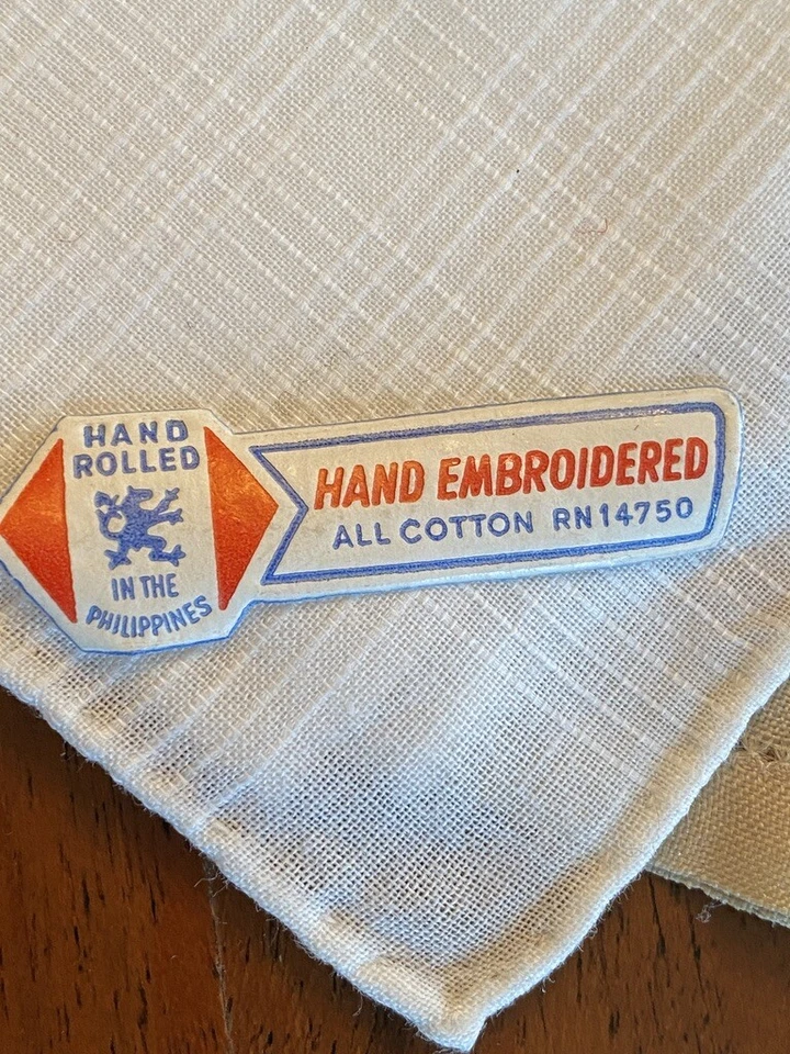 Antiguo lote de pañuelos para hombre de 1920 monograma "C" 1 seda cruda, 1 algodón nuevo con etiquetas vintage Foto 4 de 4