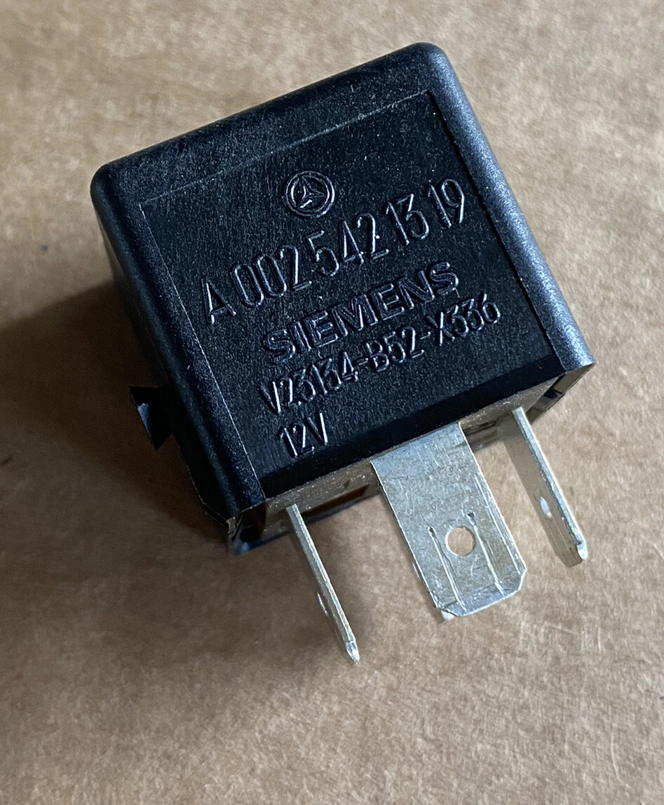 4 Pin OEM Mercedes-Benz Siemens Airmatic Relay 0025421319 