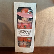 Rare  1983 Shirley Peck Felt American Beauty Doll 