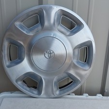 1995-1997 Toyota Tacoma Truck Pickup 14 Metal Wheel Cover Hub Cap 1995-1997 Toyota Tacoma Truck Pickup 14 Metal Wheel Cover Hub Cap