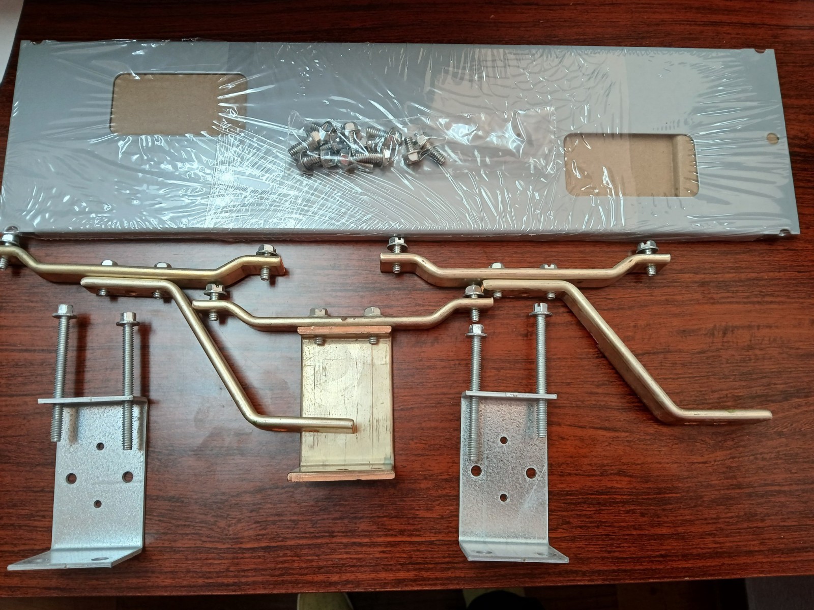 1 NEW SIEMENS QJ64K- SQJ6S4 STRAP KIT 225AMP 3P 240V S4 P4 PANELBOARDS