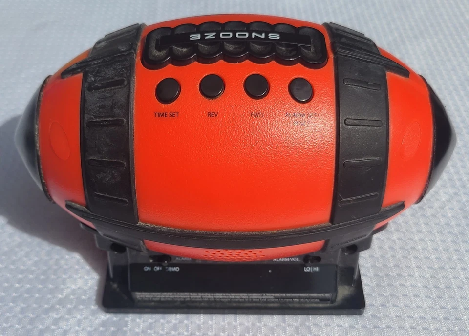 Reloj despertador de touchdown de fútbol Nerf para niños con naranja repetición Foto 2 de 4