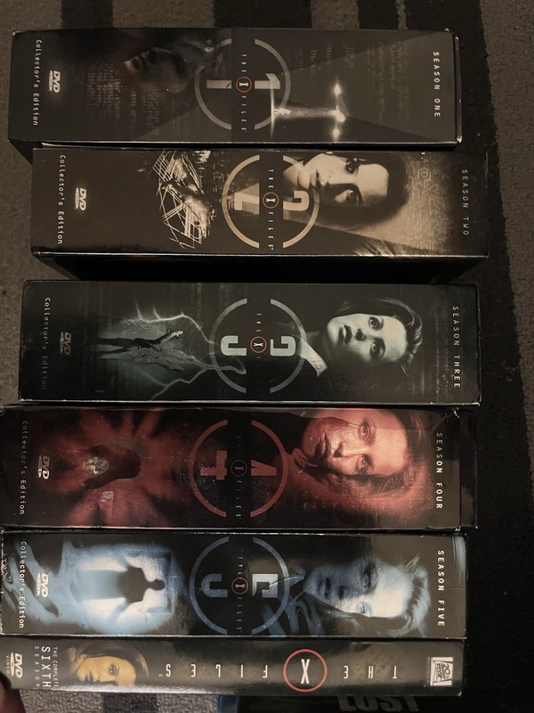 The X-Files: TV Series DVD Collection Seasons 1-6 Set