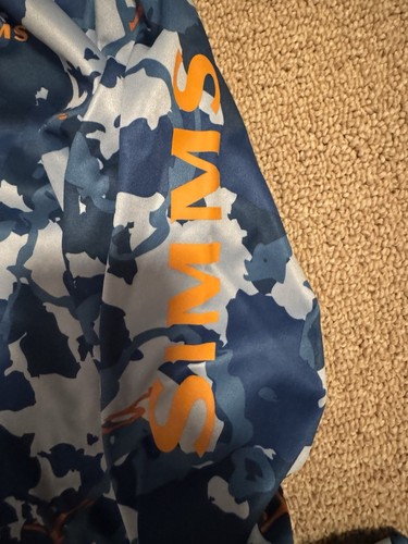 Simms Fishing Hoodie - Picture 4 of 4