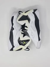 NIKE AIR Jordan True Flight (GS) Youth 4 5 Y White Yellow Black 