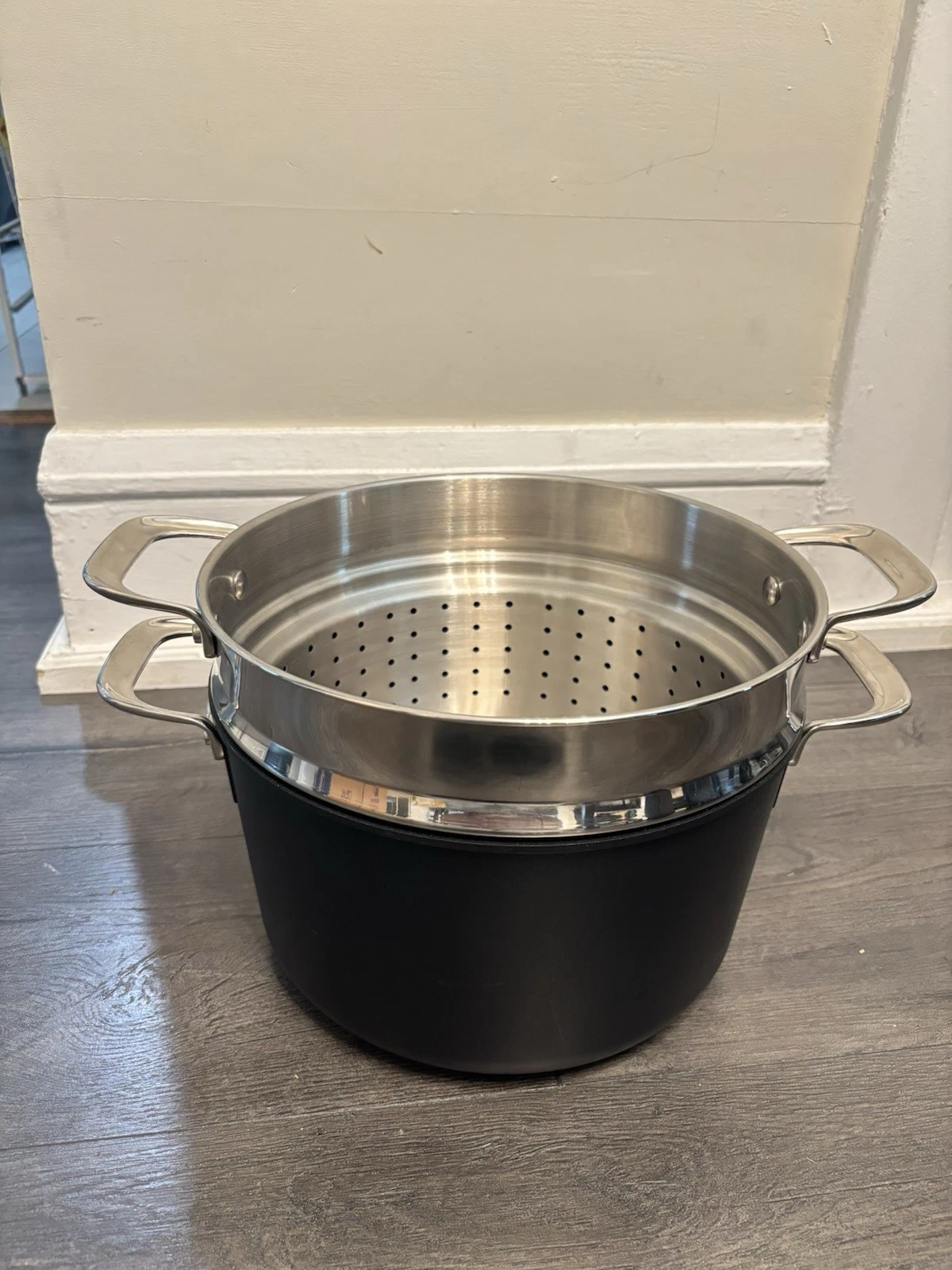 SCANPAN TechnIQ Nonstick Dutch Oven with Pasta Strainer - No Lid NEW
Opens in a new window or tab