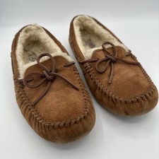UGG Womens Size 8 Dakota Moccasin Slippers Chestnut Warm Cozy Comfy