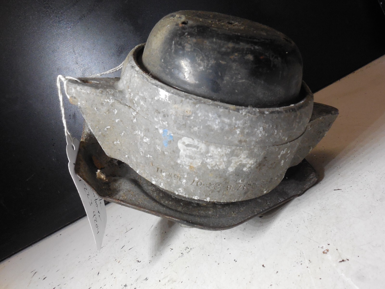 97 MERCEDES BENZ S420v W140 Right Engine Motor Mount 1192234204  