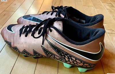 rose gold soccer cleats