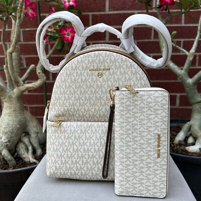 MICHAEL KORS Medium BACKPACK And Wallet