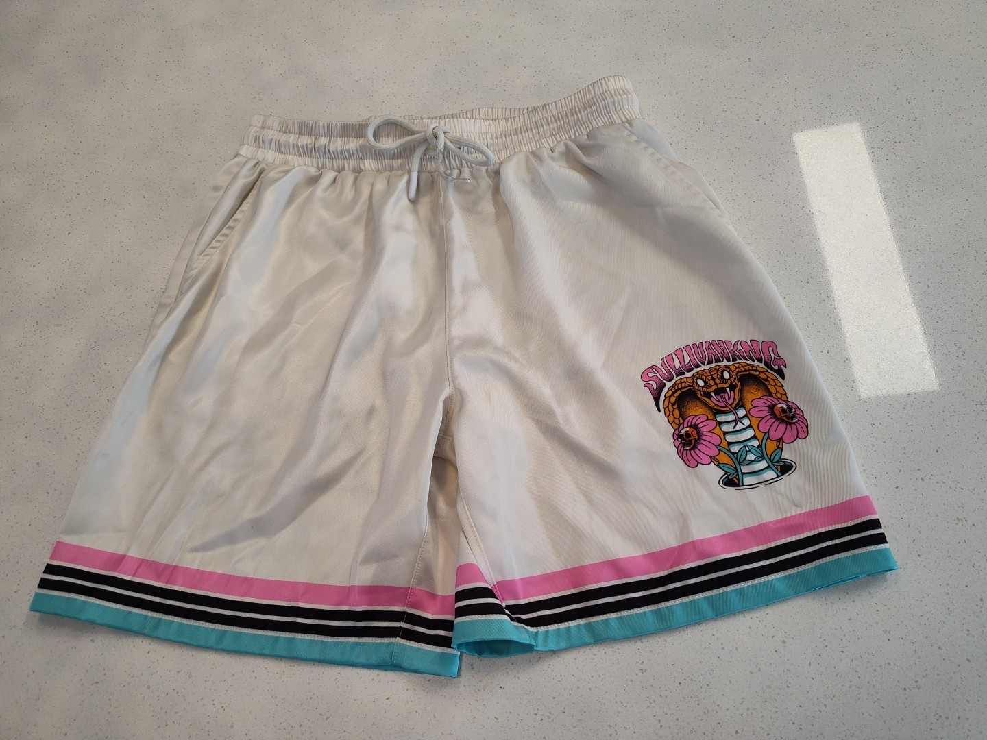 Sullivan King Celestial Beginning Beach Club Shor… - image 1