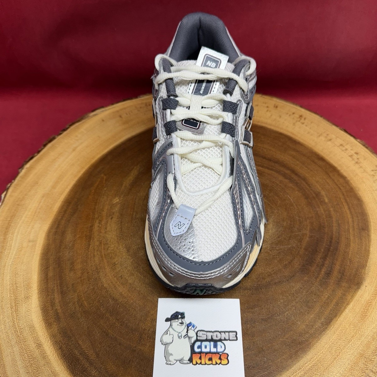 New Balance 1906 Silver Gold Metallic M1906AD Size 7 Left Shoe