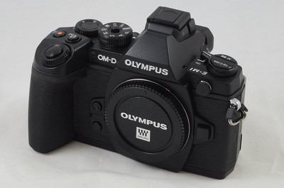 Olympus OM-D E-M1 Mirrorless Digital Camera  16MP 3-Inch LCD (Body Only) (Black)