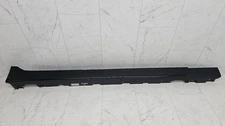 11-16 BMW F10 5-Series Right Side Rocker Panel Skirt Molding Cover Black 668 OEM