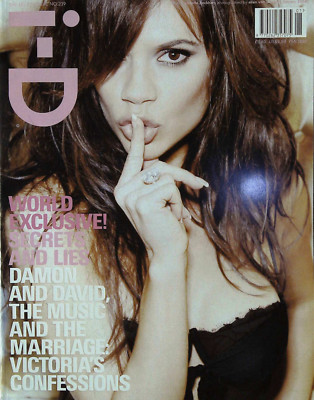 i-D #239 01/2004 Secret Issue VICTORIA BECKHAM Damien Hirst KATIE HOLMES @ NEW