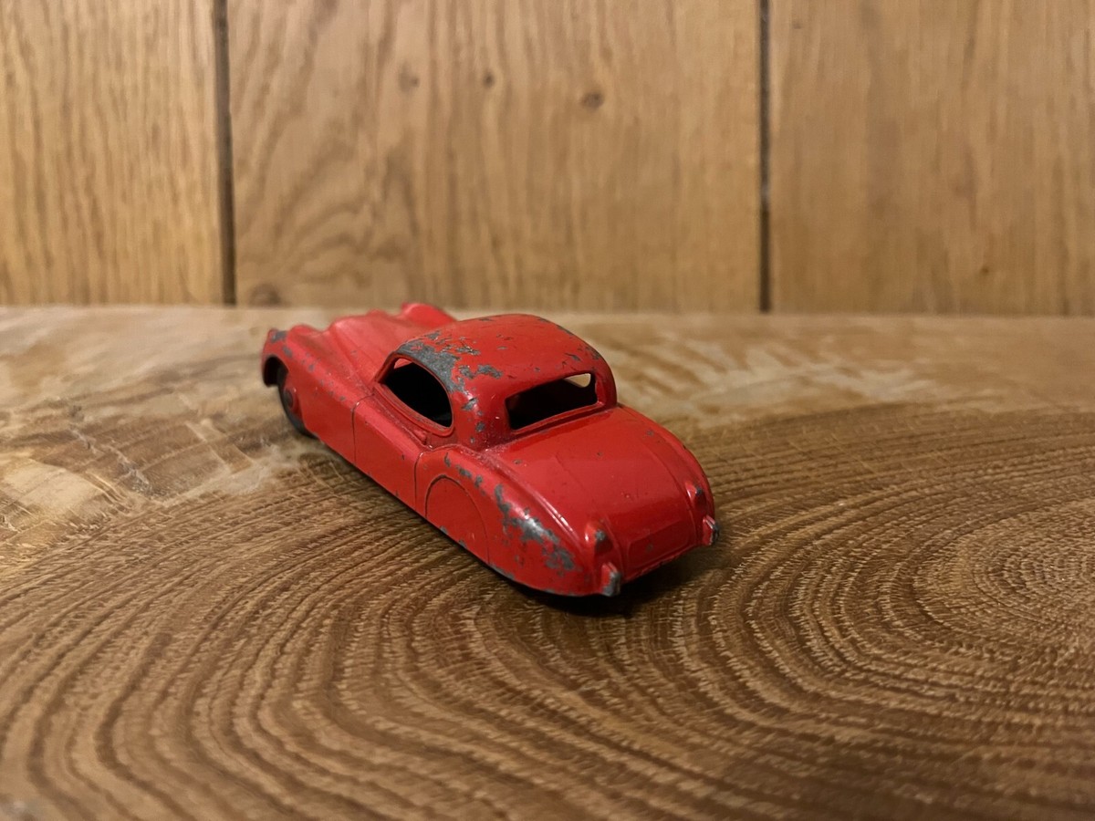 Dinky 157 Jaguar XK120 (864/039) | eBay