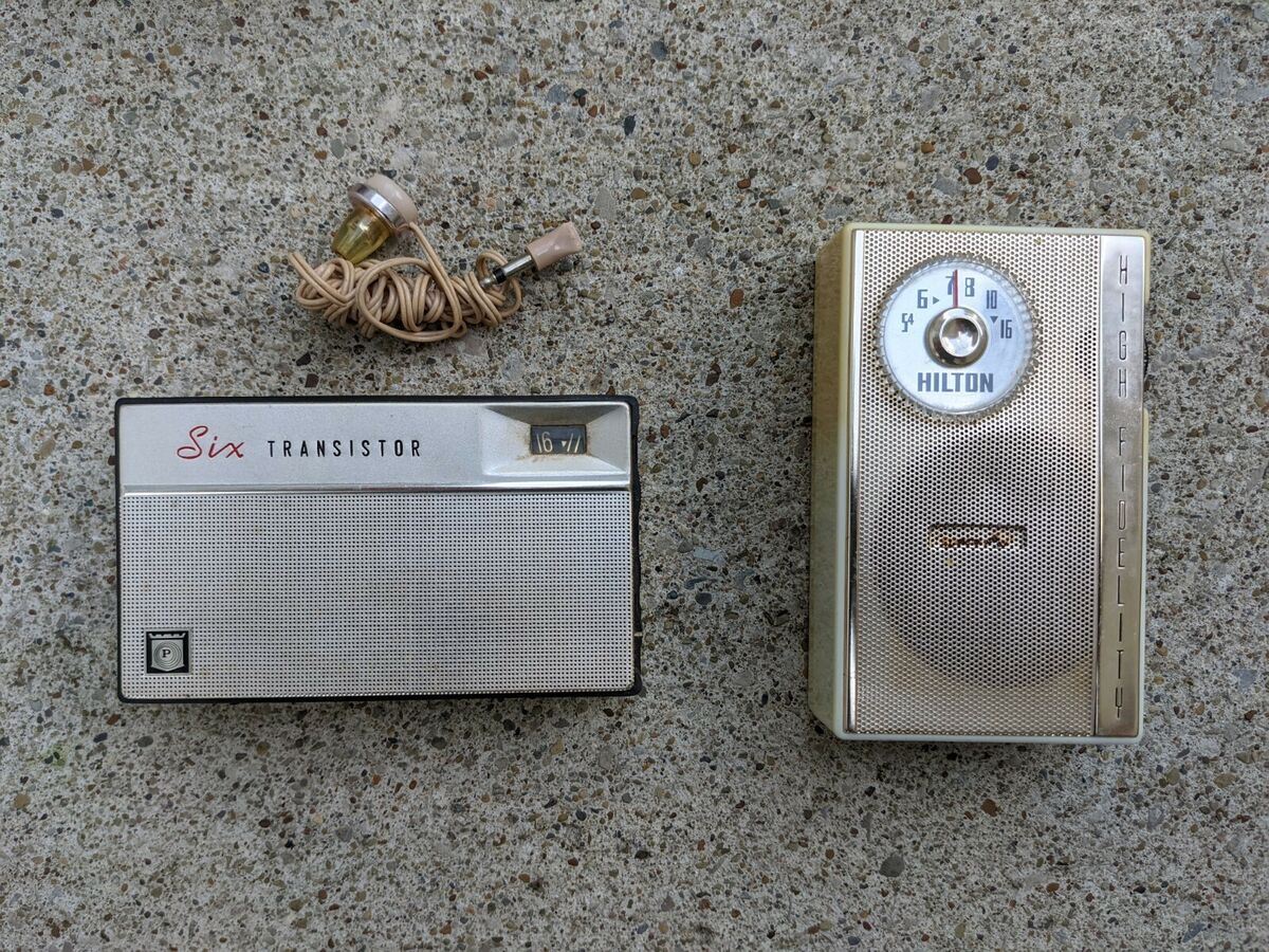 JC PENNEY's VINTAGE TRANSISTOR RADIO 6TP-555 JAPAN CIRCA JC PENNEY's VINTAGE TRANSISTOR RADIO 6TP-555 JAPAN CIRCA