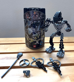 LEGO Bionicle Toa Horoika Whenua 8738 (2005) w/ Canister & Weapons- Complete