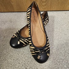 Vionic MINNA TIGER Ballet Flats Cap Toe Striped Comfort Size 7.5 Leather New