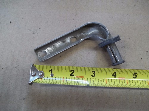 NOS Mopar 5217115 Exhaust / Muffler Hanger - Picture 2 of 3