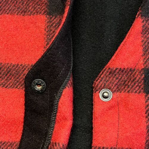 Vintage Wool Buffalo Plaid Vest Men Small Snap Front Suede Trim Red Black - Picture 5 of 11